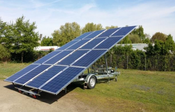 solar trailer with battery